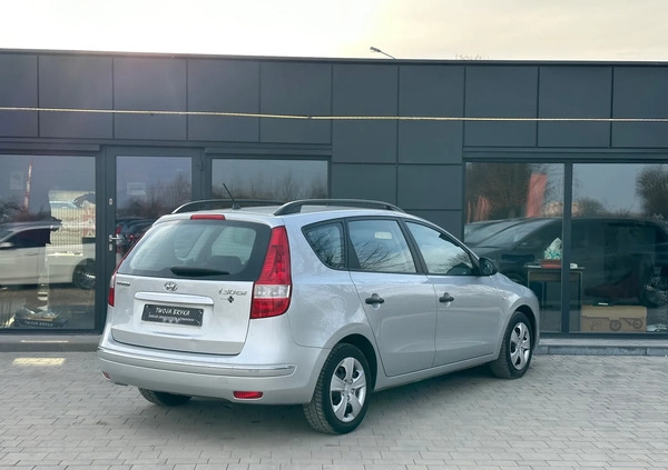 Hyundai I30 cena 14900 przebieg: 182000, rok produkcji 2009 z Włodawa małe 277